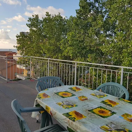 Spazioso A Apartment Marotta